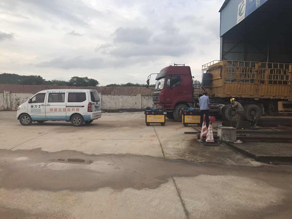 固力士 花莞高速